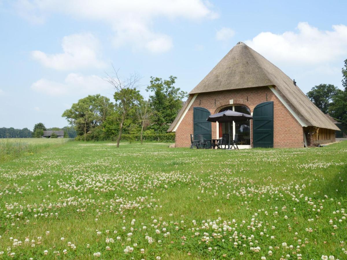 Monumental Farm In The Ash Landscape Villa Geesteren  Buitenkant foto