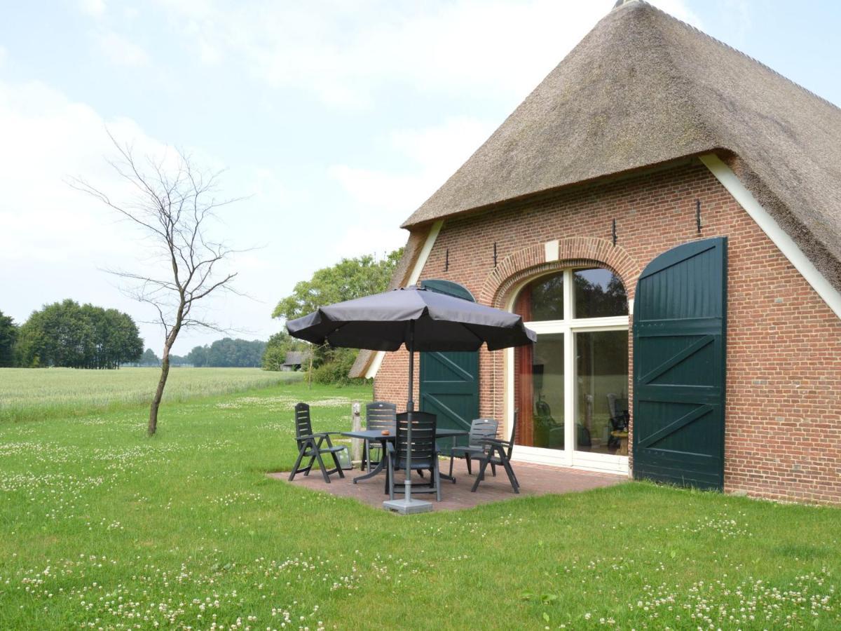 Monumental Farm In The Ash Landscape Villa Geesteren  Buitenkant foto